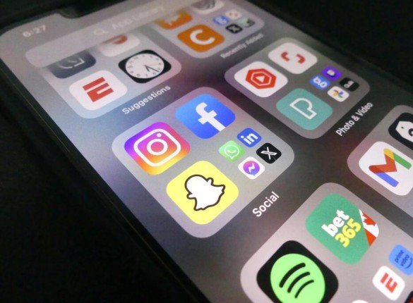Réseaux en Direct : L’actu sociale qui buzz
